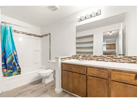 2238 NE Barberry Court Hillsboro OR 97124