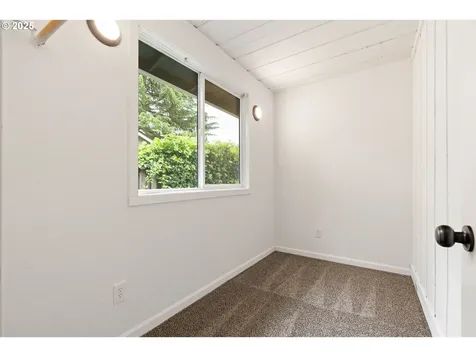 2238 NE Barberry Court Hillsboro OR 97124