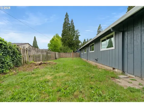 2238 NE Barberry Court Hillsboro OR 97124
