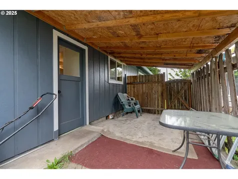 2238 NE Barberry Court Hillsboro OR 97124