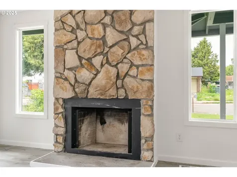 2238 NE Barberry Court Hillsboro OR 97124