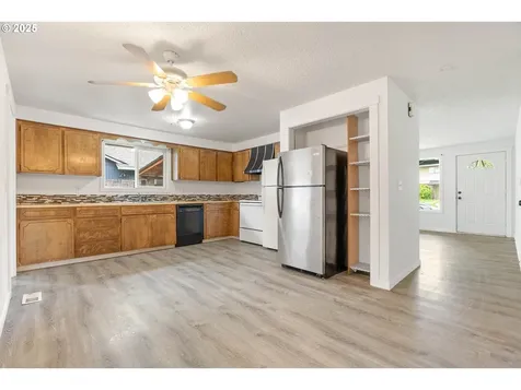 2238 NE Barberry Court Hillsboro OR 97124