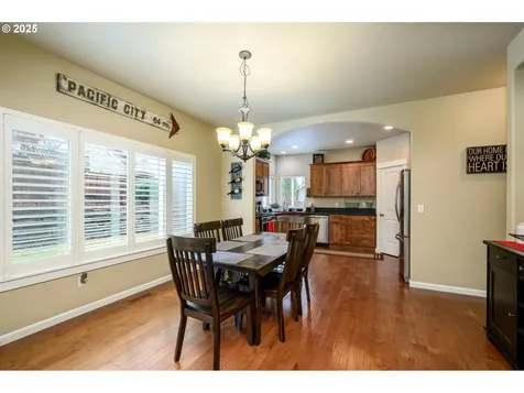 2638 SW Mount Baker Street Mcminnville OR 97128