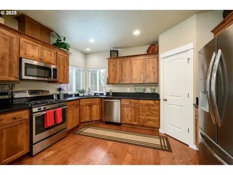 2638 SW Mount Baker Street Mcminnville OR 97128