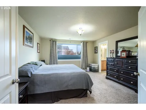 2638 SW Mount Baker Street Mcminnville OR 97128