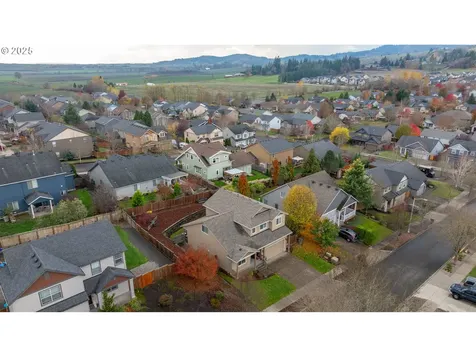 2638 SW Mount Baker Street Mcminnville OR 97128