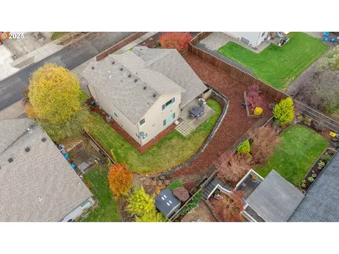 2638 SW Mount Baker Street Mcminnville OR 97128