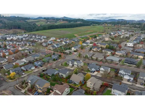 2638 SW Mount Baker Street Mcminnville OR 97128