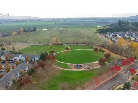 2638 SW Mount Baker Street Mcminnville OR 97128
