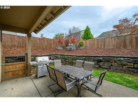 2638 SW Mount Baker Street Mcminnville OR 97128