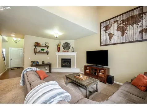 2638 SW Mount Baker Street Mcminnville OR 97128