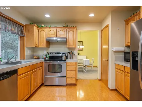 14300 SE Center Street Portland OR 97236