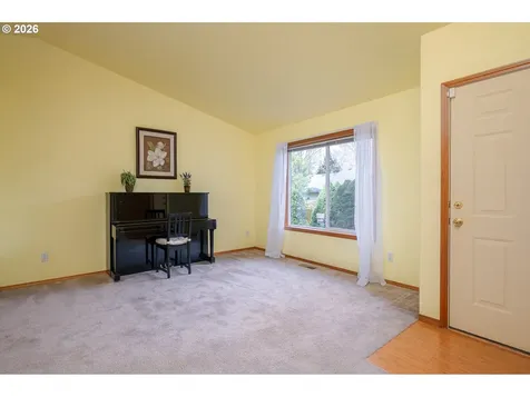 14300 SE Center Street Portland OR 97236