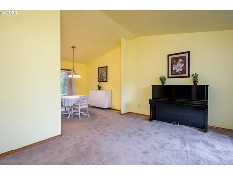 14300 SE Center Street Portland OR 97236