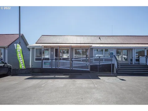 751 W Riverside Drive Coquille OR 97423