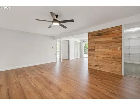 656 NW Thornton Lake Drive Albany OR 97321