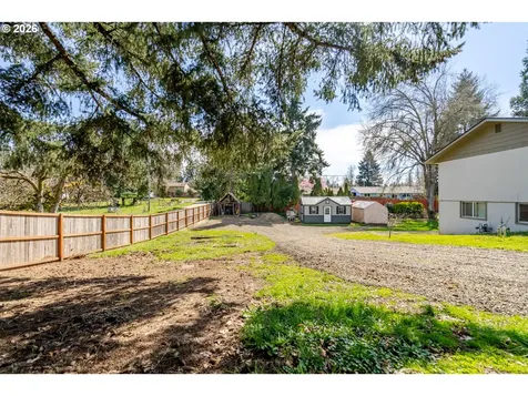 656 NW Thornton Lake Drive Albany OR 97321