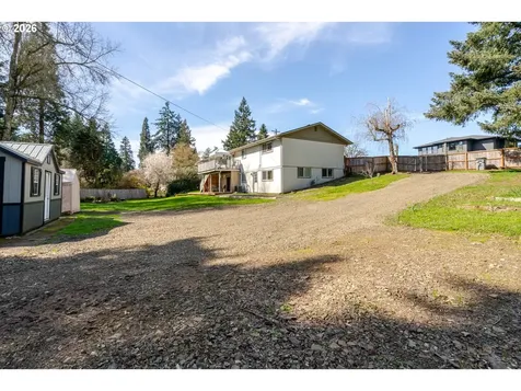 656 NW Thornton Lake Drive Albany OR 97321