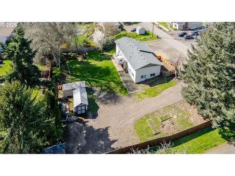 656 NW Thornton Lake Drive Albany OR 97321