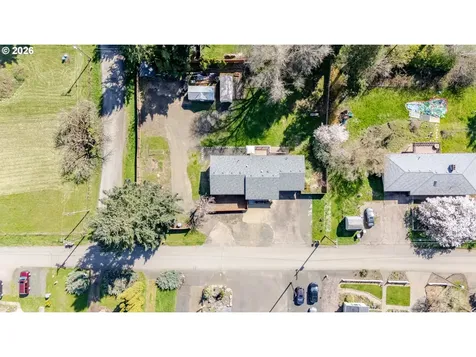 656 NW Thornton Lake Drive Albany OR 97321