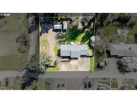 656 NW Thornton Lake Drive Albany OR 97321