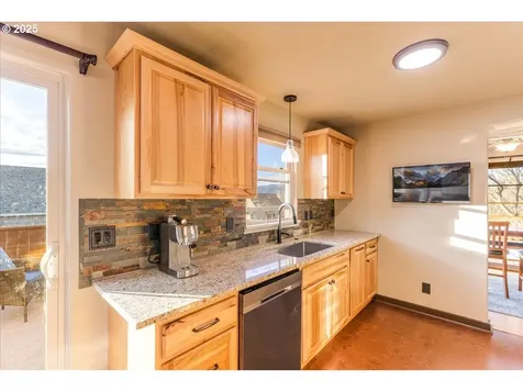 710 W 19th Street The Dalles OR 97058