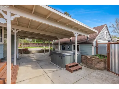 710 W 19th Street The Dalles OR 97058