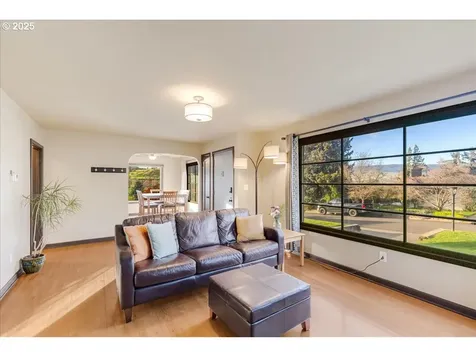 710 W 19th Street The Dalles OR 97058