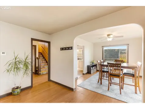 710 W 19th Street The Dalles OR 97058