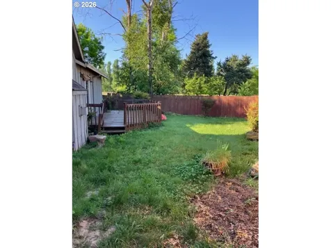 945 NE Lija Loop Portland OR 97211