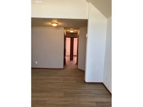 945 NE Lija Loop Portland OR 97211