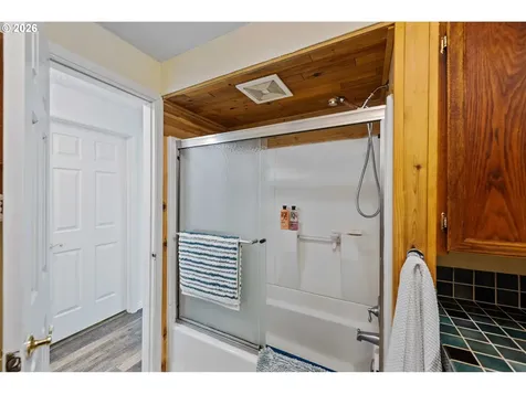 1001 W Park Roadway Coos Bay OR 97420