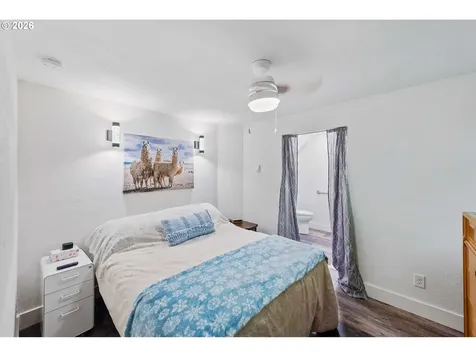 1001 W Park Roadway Coos Bay OR 97420