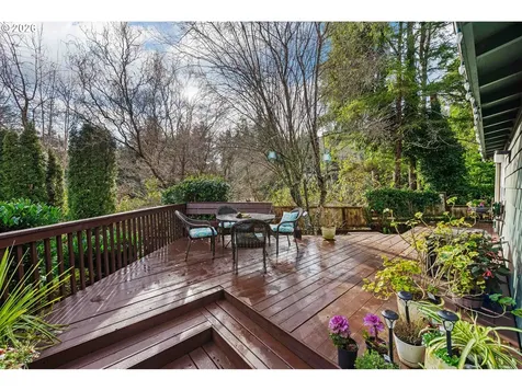 1001 W Park Roadway Coos Bay OR 97420