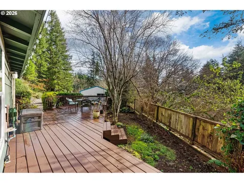 1001 W Park Roadway Coos Bay OR 97420