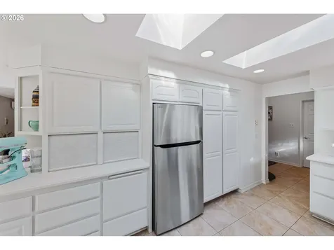 1001 W Park Roadway Coos Bay OR 97420