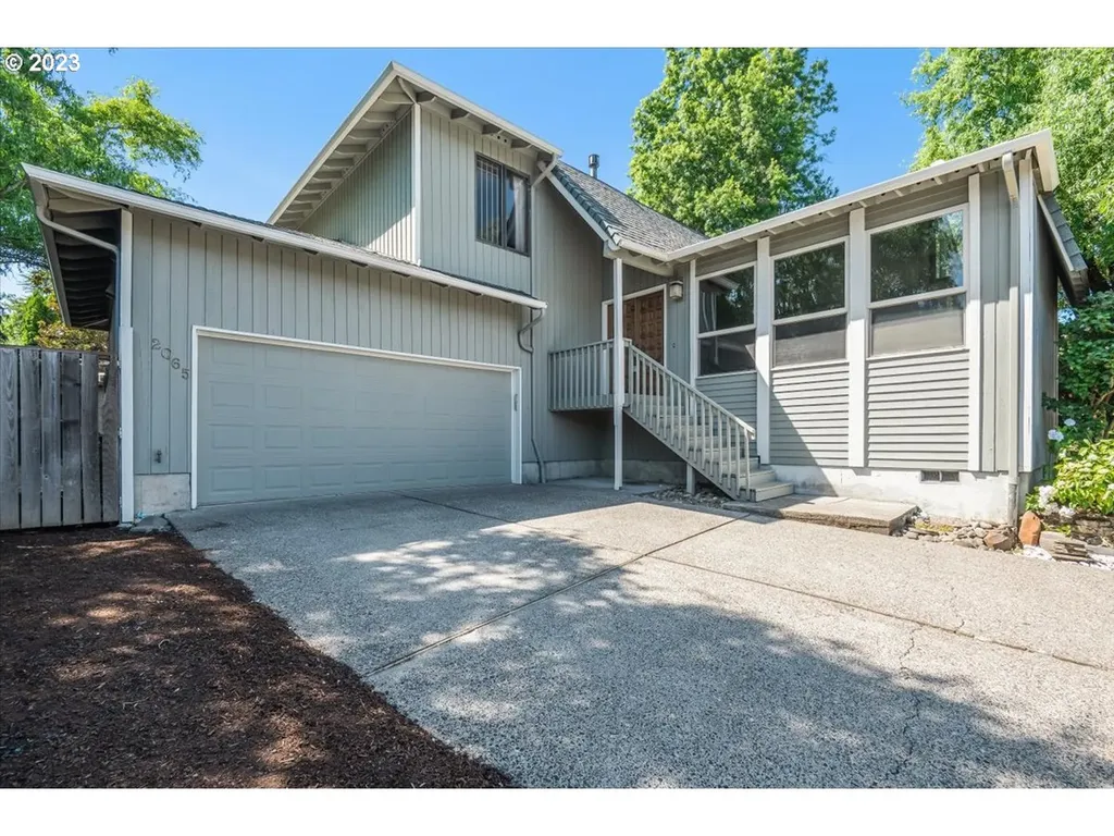 2065 Nw Overton Court Beaverton OR 97006