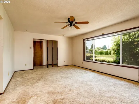 12711 NW 36th Avenue Vancouver WA 98685