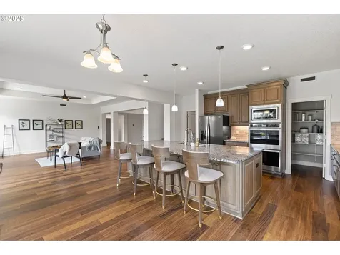 5109 NE 142nd Street Vancouver WA 98686