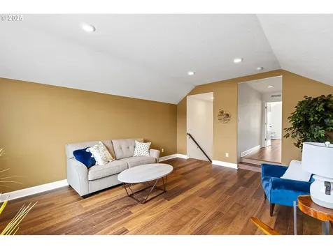5109 NE 142nd Street Vancouver WA 98686