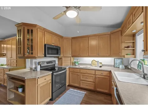 2944 SE 115th Avenue Portland OR 97266