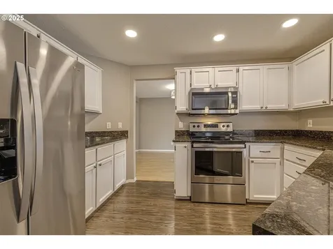 6700 SW 177th Place Beaverton OR 97007