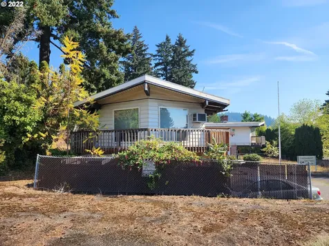 4332 Se 130th Avenue Portland OR 97236