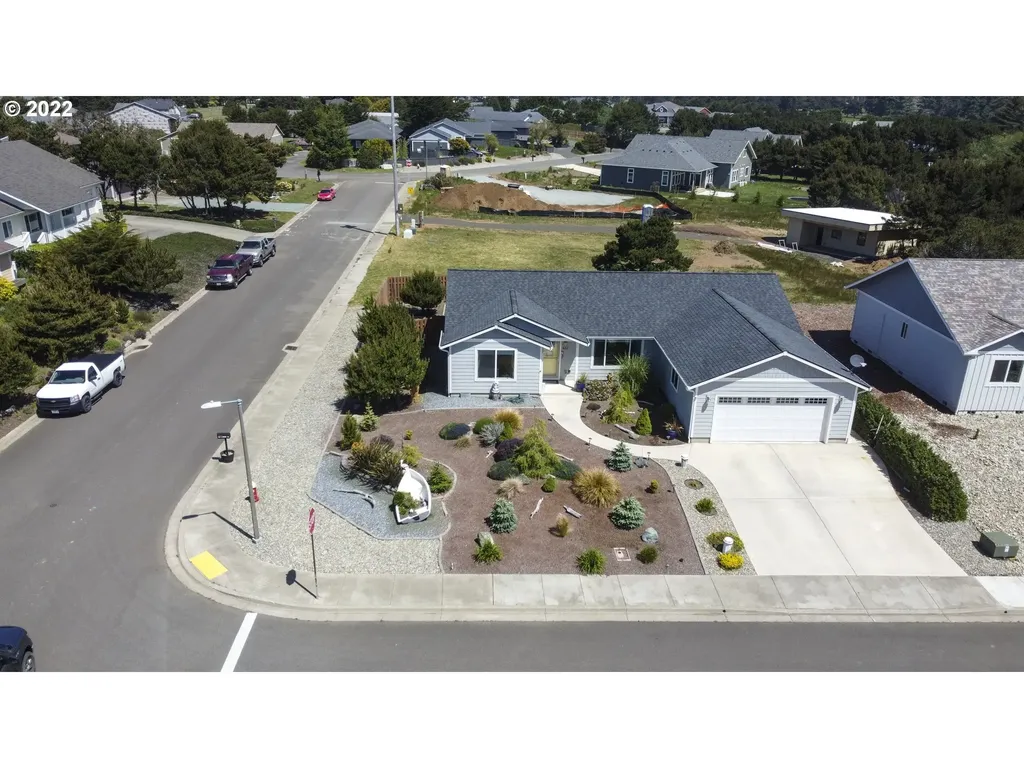 680 Spyglass Drive Bandon OR 97411