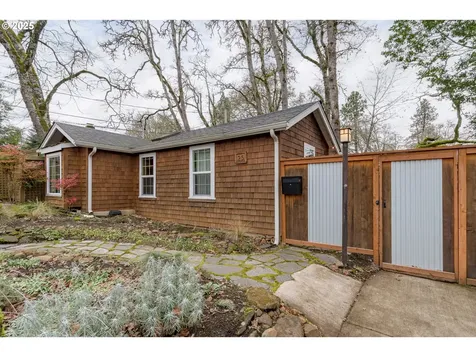 25 W 36th Avenue Eugene OR 97405