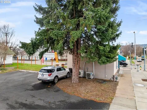 2001 2nd Street La Grande OR 97850