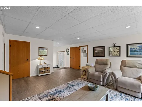 243 Independence Lane Roseburg OR 97471