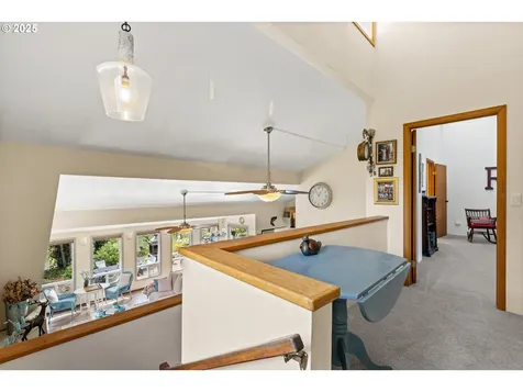 243 Independence Lane Roseburg OR 97471