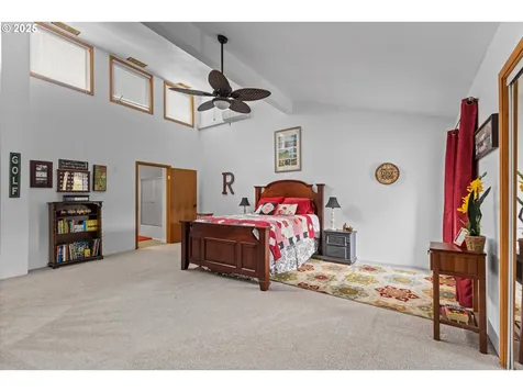 243 Independence Lane Roseburg OR 97471