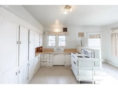370 W Sherman Street Lebanon OR 97355